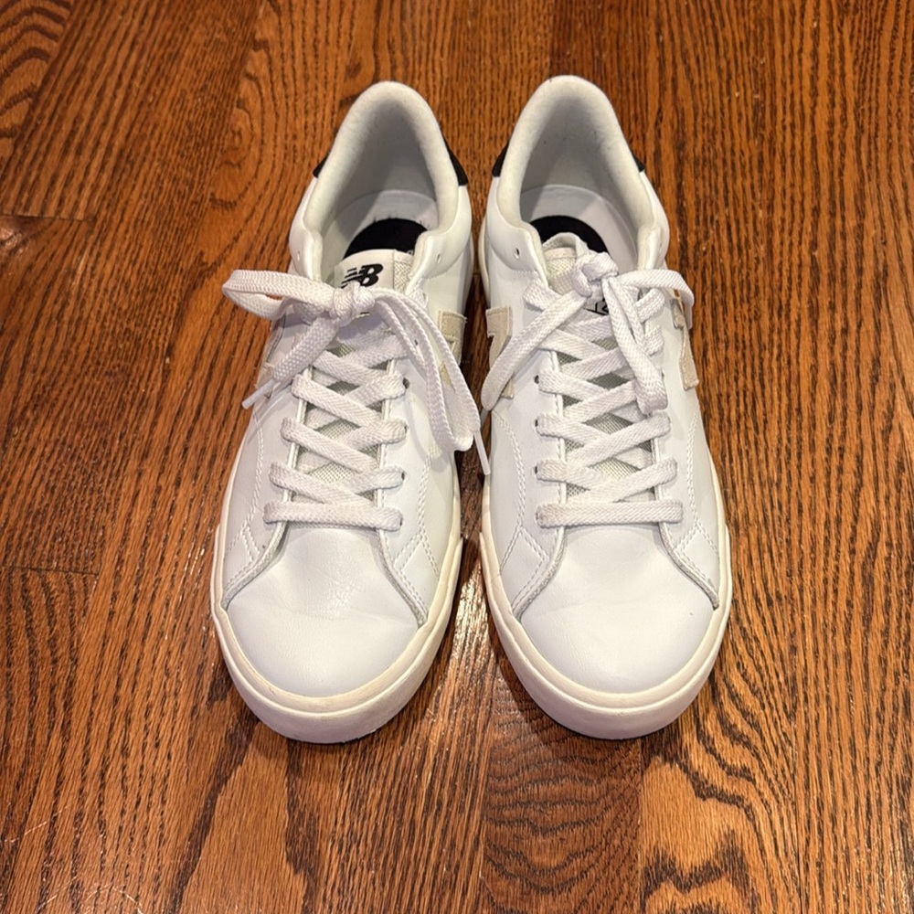 New Balance White and Black Sneakers - Picture 2 of 7